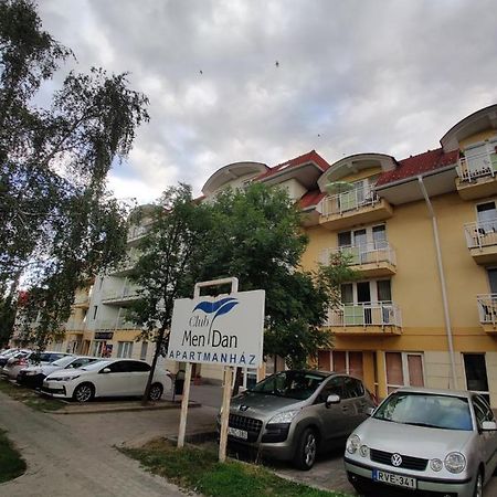 Aron Apartman-Залакарос Екстериор снимка